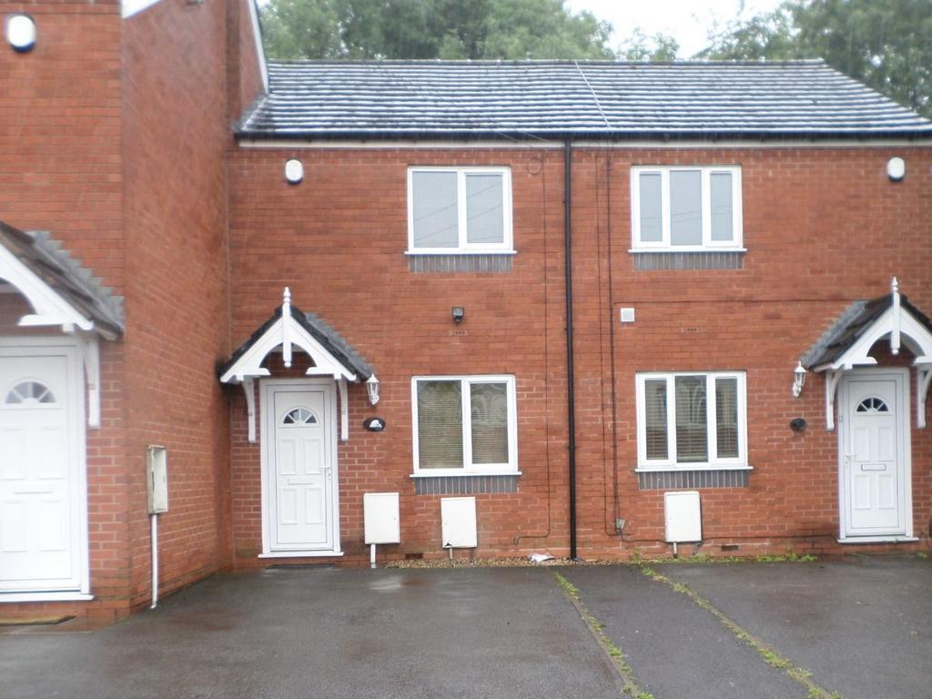 Hartland Avenue, Coseley WV14 2 bed terraced house to rent £850 pcm