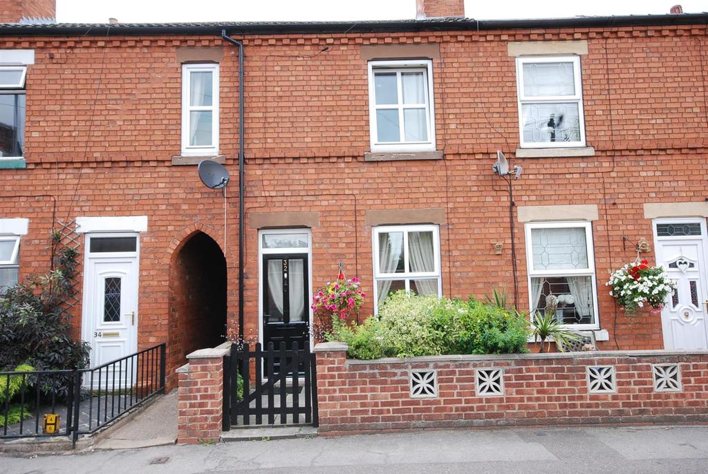 Warburton Street, Newark 3 bed terraced house £132,500
