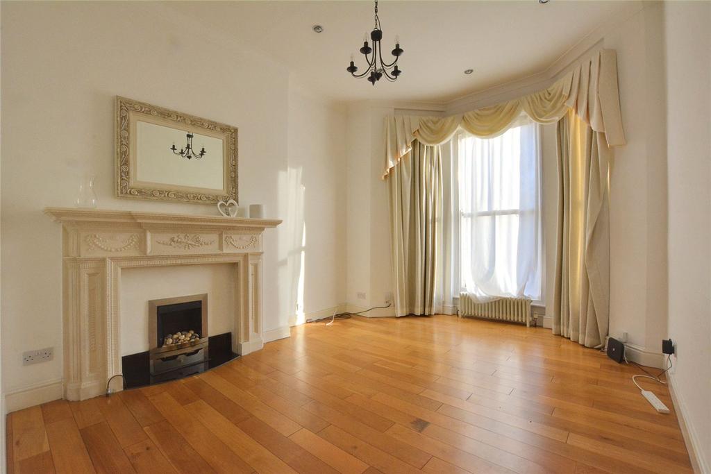 Blackheath Grove, Blackheath Grove, SE3 2 bed apartment £1,400 pcm (£