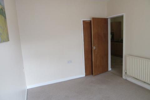 1 bedroom flat to rent, Bryn Road, Loughor, Swansea. SA4 6PG