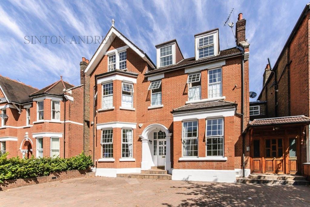 Woodville Gardens, Ealing, W5 2 bed flat £1,795 pcm (£414 pw)