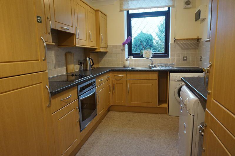 Mow Cop Road, Mount Pleasant, Cheshire 1 bed apartment £500 pcm (£115 pw)