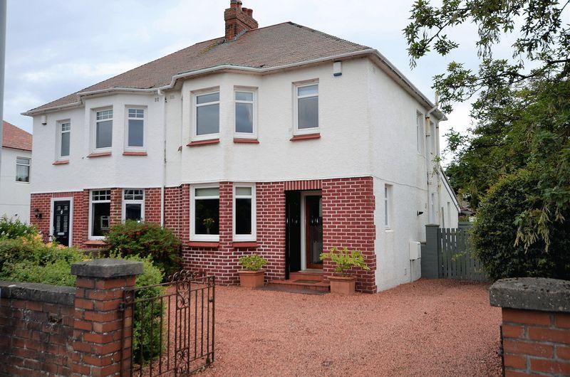 77 Adamton Road North, Prestwick KA9 2EU 3 bed semidetached villa £
