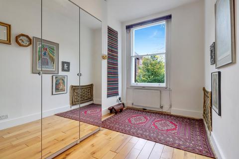 1 bedroom apartment for sale, Adelaide Road, London