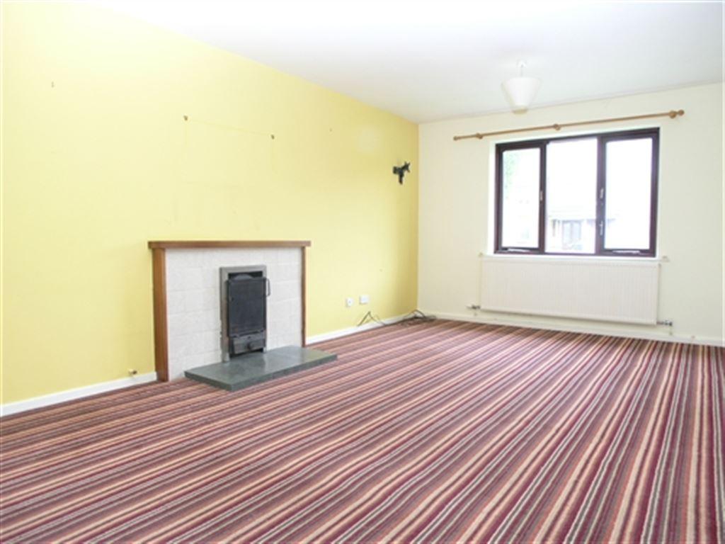 2 Harcourt Drive, Ripon Way, Hull 4 bed house £675 pcm (£156 pw)