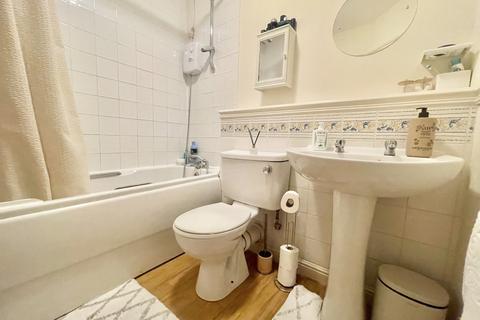 undefined, Centre Drive, Epping, CM16