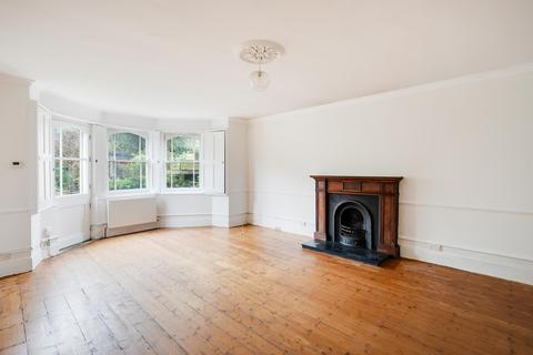 2 bedroom flat to rent, Apsley Road, Clifton