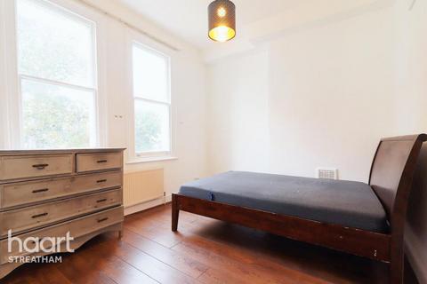 1 bedroom flat to rent, Palace Road, London