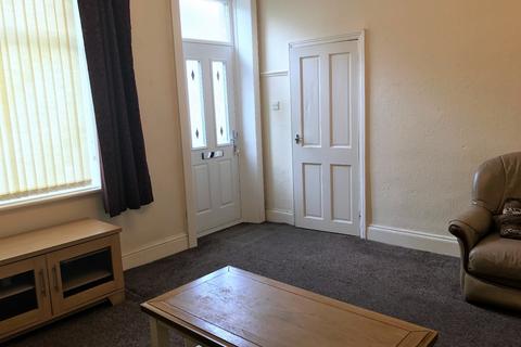 2 bedroom terraced house to rent, Loughrigg Street, Bradford, West Yorkshire, BD5