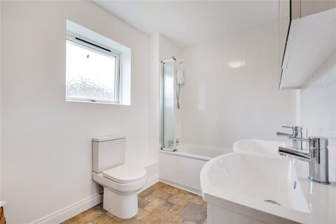 3 bedroom detached house to rent, Avenue Gardens, East Sheen, London