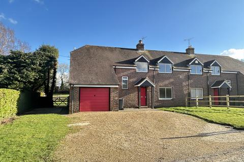 3 bedroom semi-detached house to rent, Mapledurwell, Hampshire