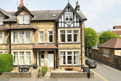 6 bedroom terraced house to rent, Spring Mount, Harrogate, HG1 2HX