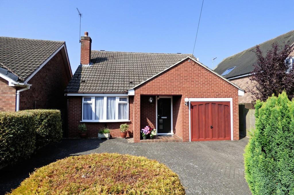 Furlong Lane, Alrewas 3 bed bungalow £335,000