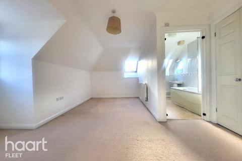 1 bedroom flat to rent, Farnborough Road, Farnborough