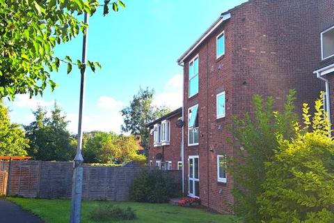 2 bedroom apartment to rent, Ashtree Road, Frome