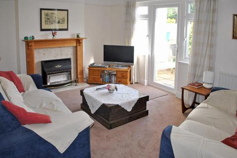 3 bedroom bungalow to rent - Parklands Road, Chichester, PO19
