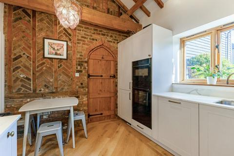 undefined, St. Marys Court, Church End, Kensworth, Bedfordshire