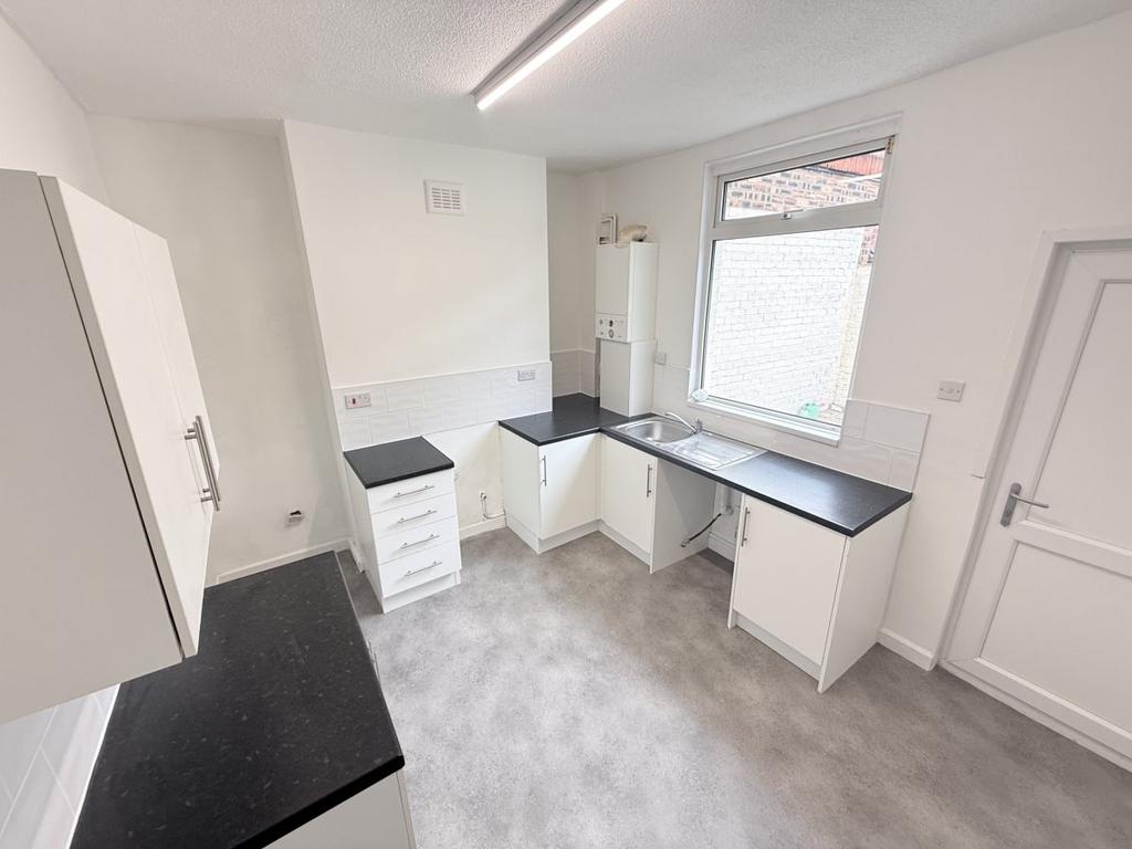 House in Gorton - View 3