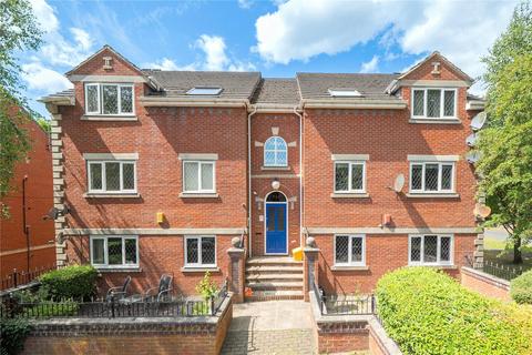 undefined, Highthorne Court, Shadwell, Leeds, West Yorkshire