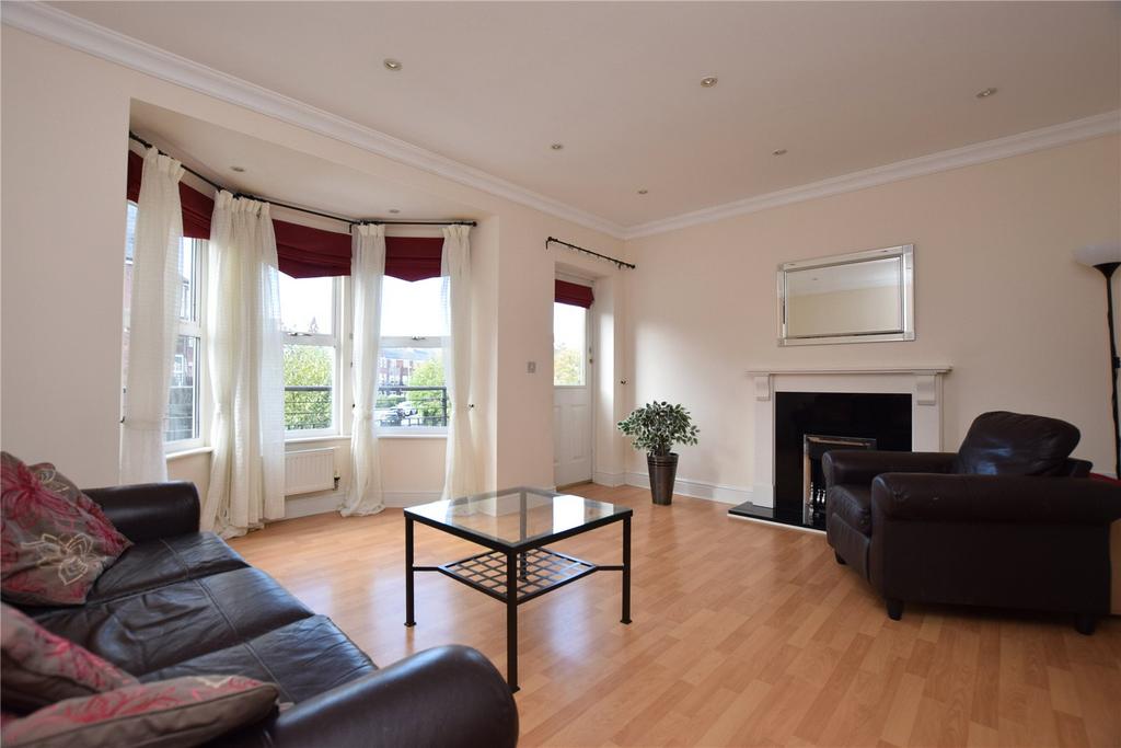 House in Leeds, Far Headingley, Weetwood - View 2