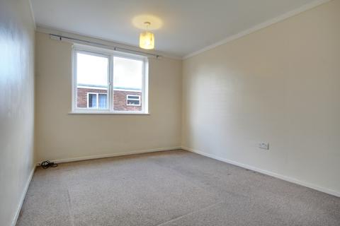 2 bedroom flat to rent - Briton Court, Spalding PE11