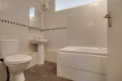 2 bedroom flat to rent - Briton Court, Spalding PE11