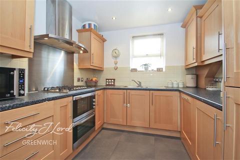 3 bedroom detached house to rent, Enderby Street, SE10