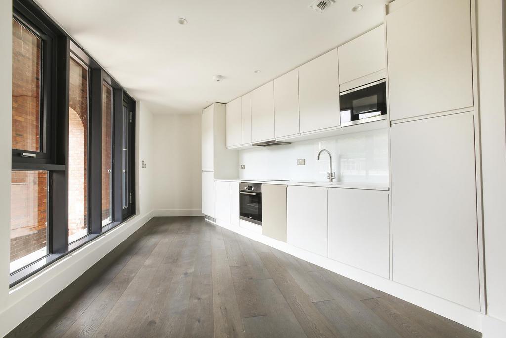 Apartment in Bristol - View 3