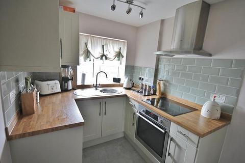 2 bedroom maisonette for sale, Delagarde Road, Westerham