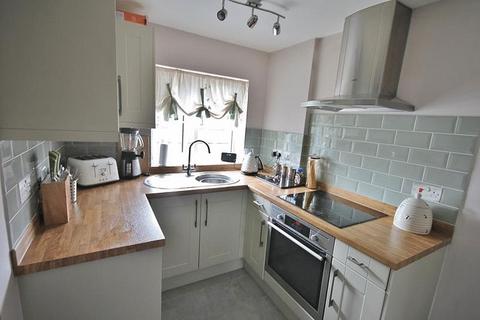 2 Delagarde Road, Westerham, TN16 1TR