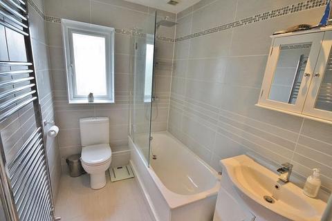 2 Delagarde Road, Westerham, TN16 1TR