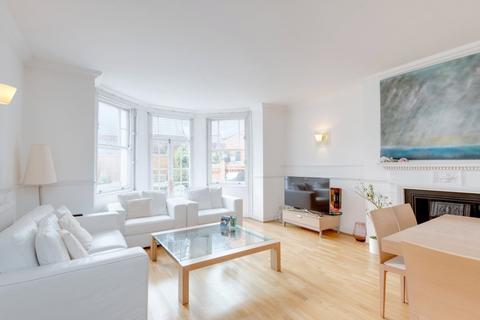 3 bedroom apartment for sale, Fitzjohns Avenue, London