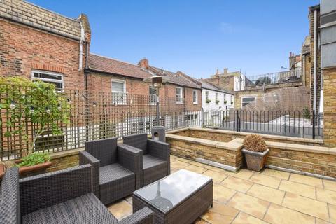 2 bedroom flat to rent, Craven Mews, Clapham Common Northside, SW11