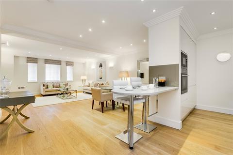 3 bedroom flat for sale, Knightsbridge Court, Sloane Street, Knightsbridge