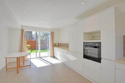4 bedroom semi-detached house to rent - Langton Way, Blackheath, London, SE3