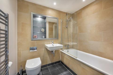 1 bedroom flat to rent, Axis Court, 15 Chambers Street, London