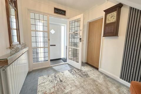 undefined, Old Bedford Road, Luton, Bedfordshire, LU2 7EH