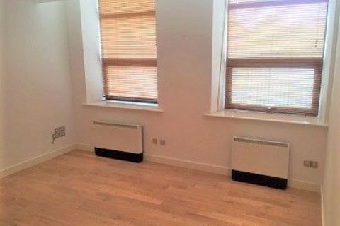 2 bedroom apartment to rent, Cavendish Court, Drighlington