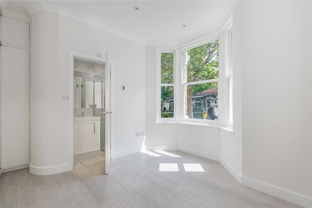 Apartment in London - View 2