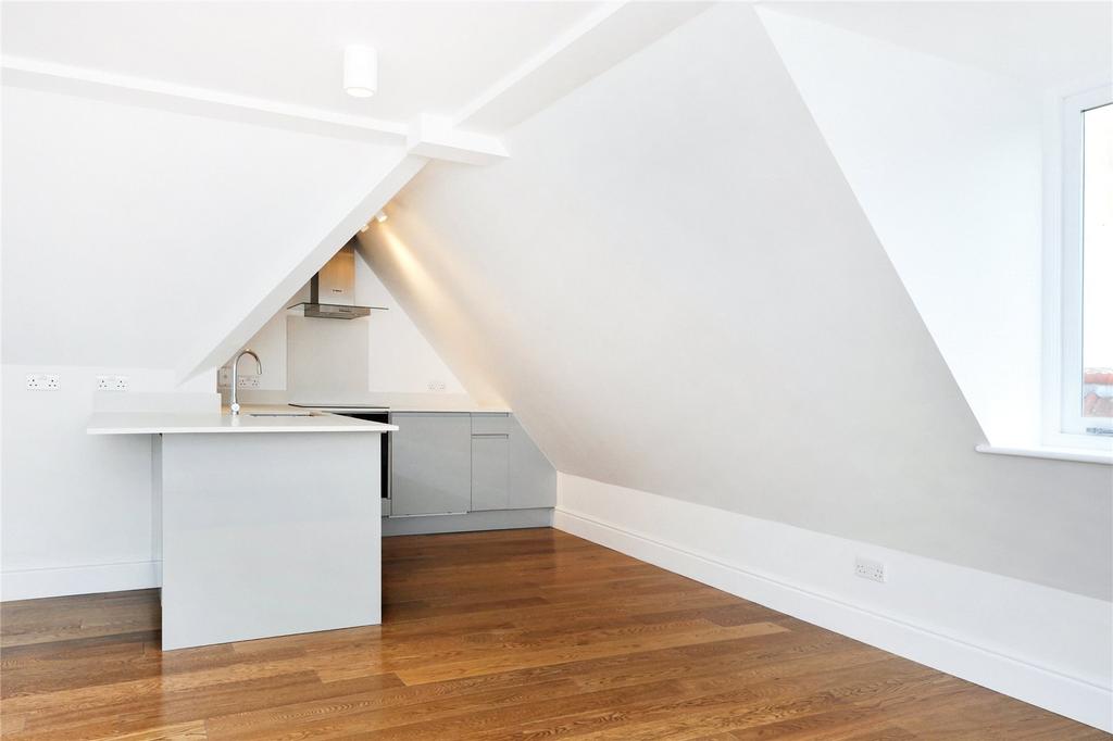 Lounge/Kitchen