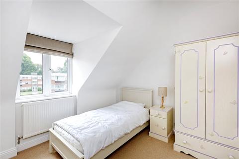 3 bedroom apartment to rent, Spring Grove Road, Richmond, Surrey, TW10