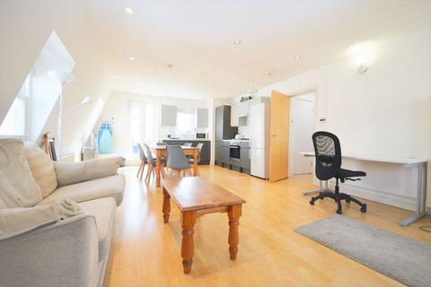 3 bedroom flat to rent, Frampton Street, Edgware Road NW8 8NA