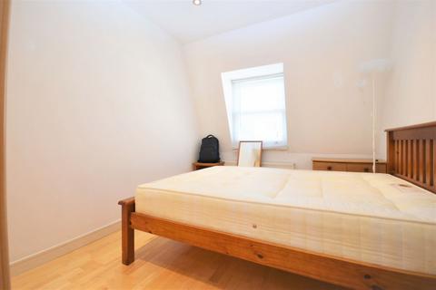 3 bedroom flat to rent, Frampton Street, Edgware Road NW8 8NA