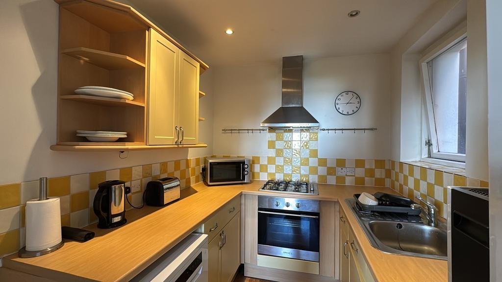 Apartment in Bristol, Clifton Village, Clifton - View 4