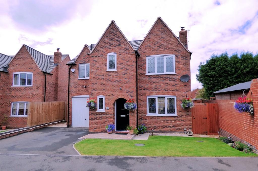 Oak Close, Castle Gresley 4 bed detached house £239,950