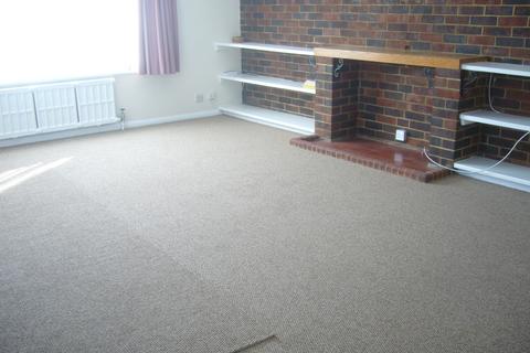 2 bedroom detached bungalow to rent, Saltdean BN2