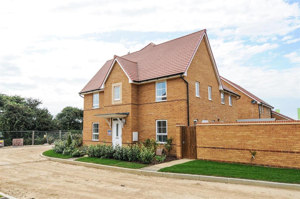 Tranquility Way, Selsey 2 bed apartment £76,000