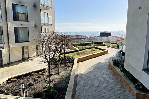 2 bedroom flat to rent, Bournemouth
