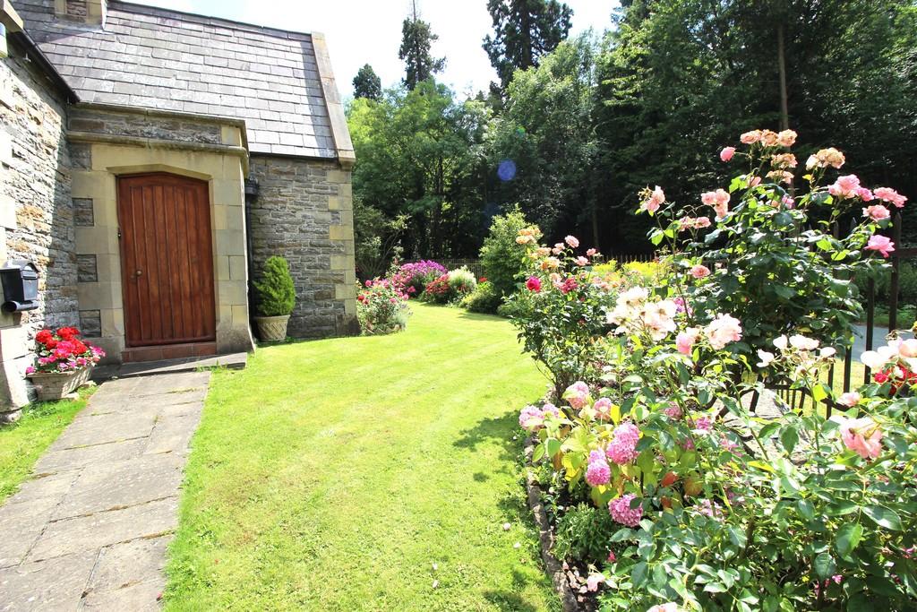 Leighton, Welshpool 4 bed detached house £300,000