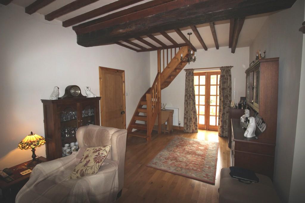 Leighton, Welshpool 4 bed detached house £300,000